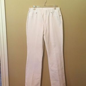 Boston Proper Jeans - White jeans - perfect condition Boston Proper Jeans - White jeans - perfect condition